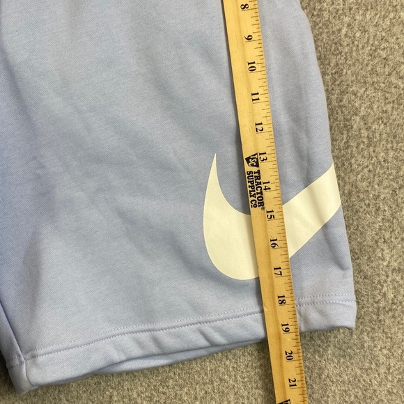 Nike athletic sweat shorts powder blue Med standard fit knee length athleisure - Picture 7 of 10